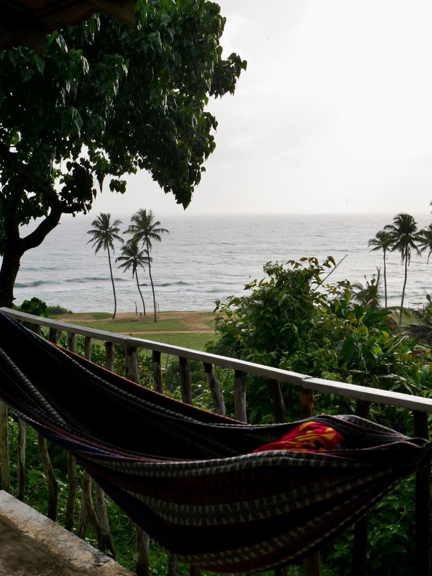 Sky Mountain Cafe With Seaview Bed and Breakfast Weligama Exteriör bild