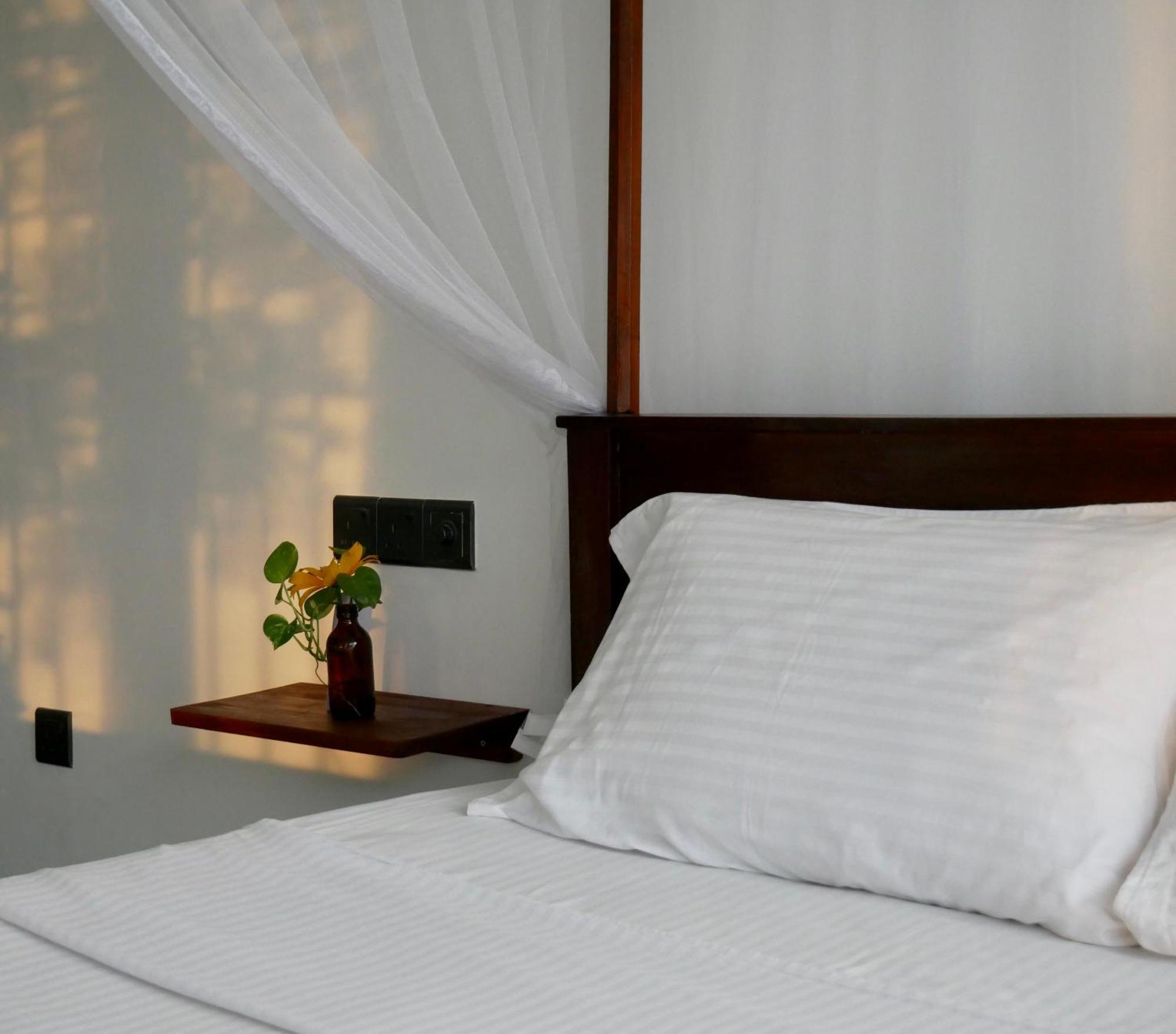 Sky Mountain Cafe With Seaview Bed and Breakfast Weligama Exteriör bild