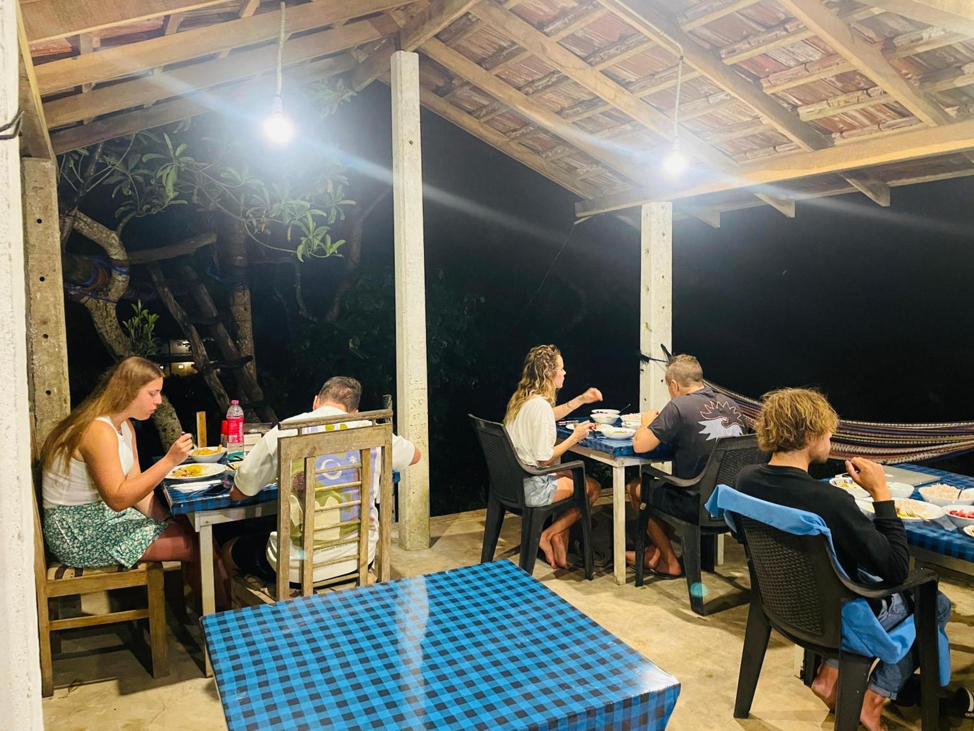 Sky Mountain Cafe With Seaview Bed and Breakfast Weligama Exteriör bild